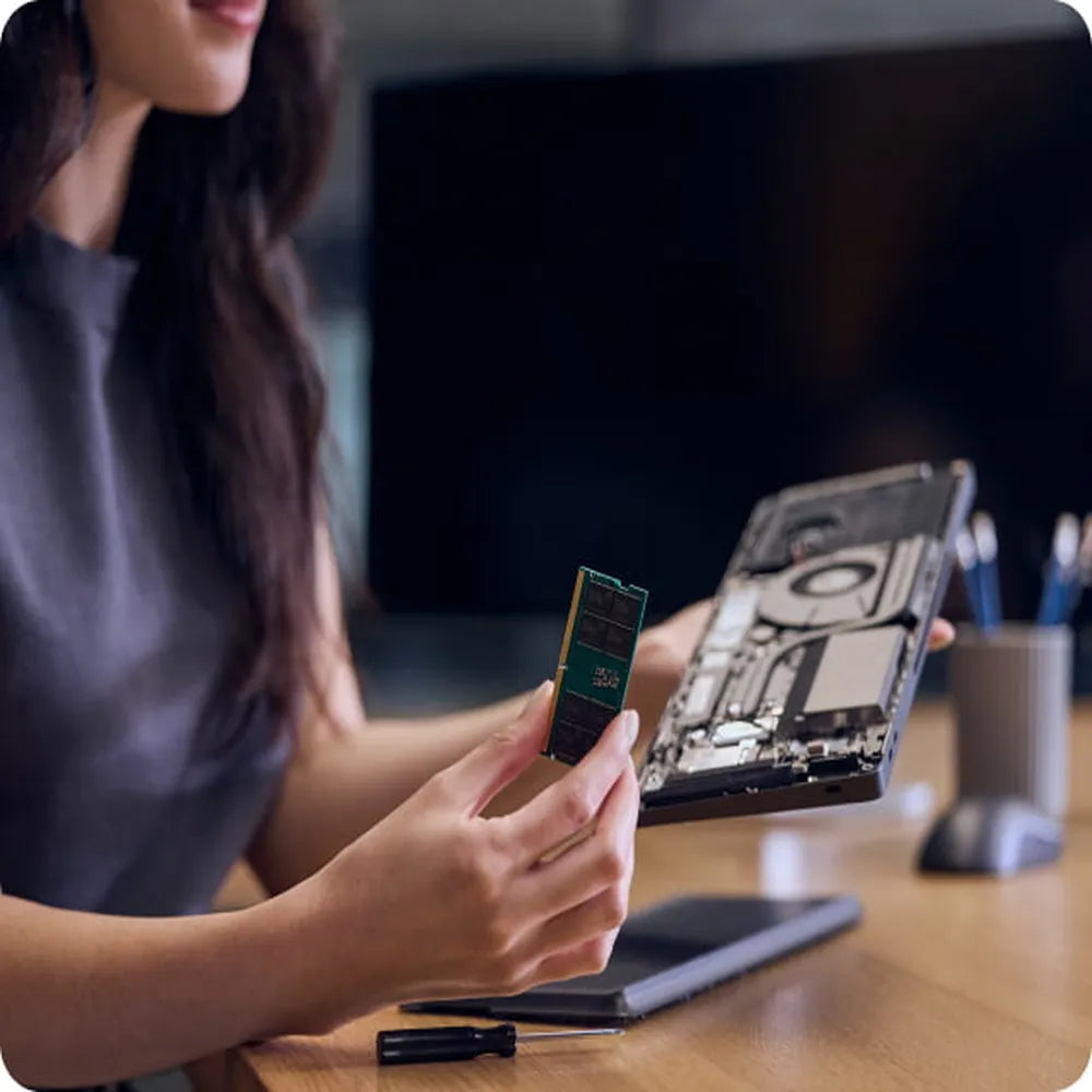 HP-EliteBoard-G1a-Next-Gen-AI-PC-D78RBET