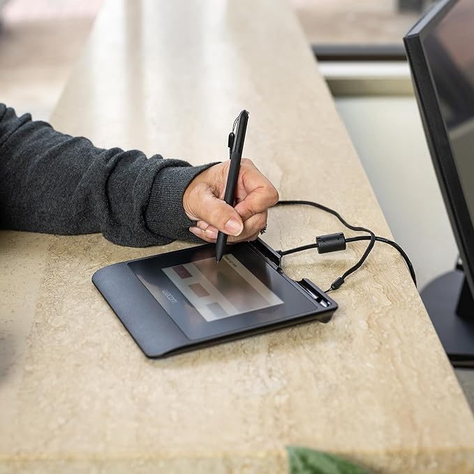 جهاز Wacom Color Signature Pad، ضمان سنة واحدة | STU540-CH2